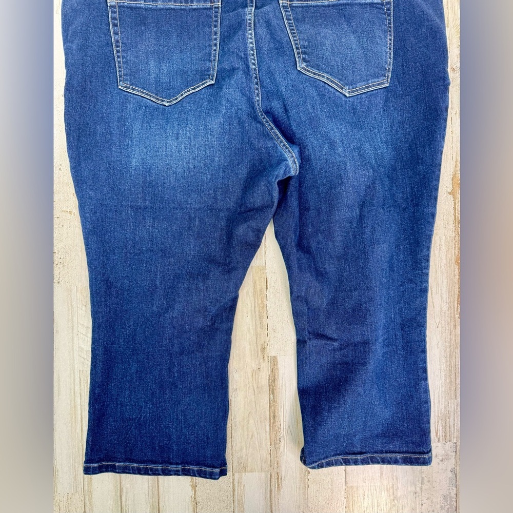 Lane Bryant Capri Jeans Womens 20 (44x21) Blue Denim High Rise - Picture 9 of 10